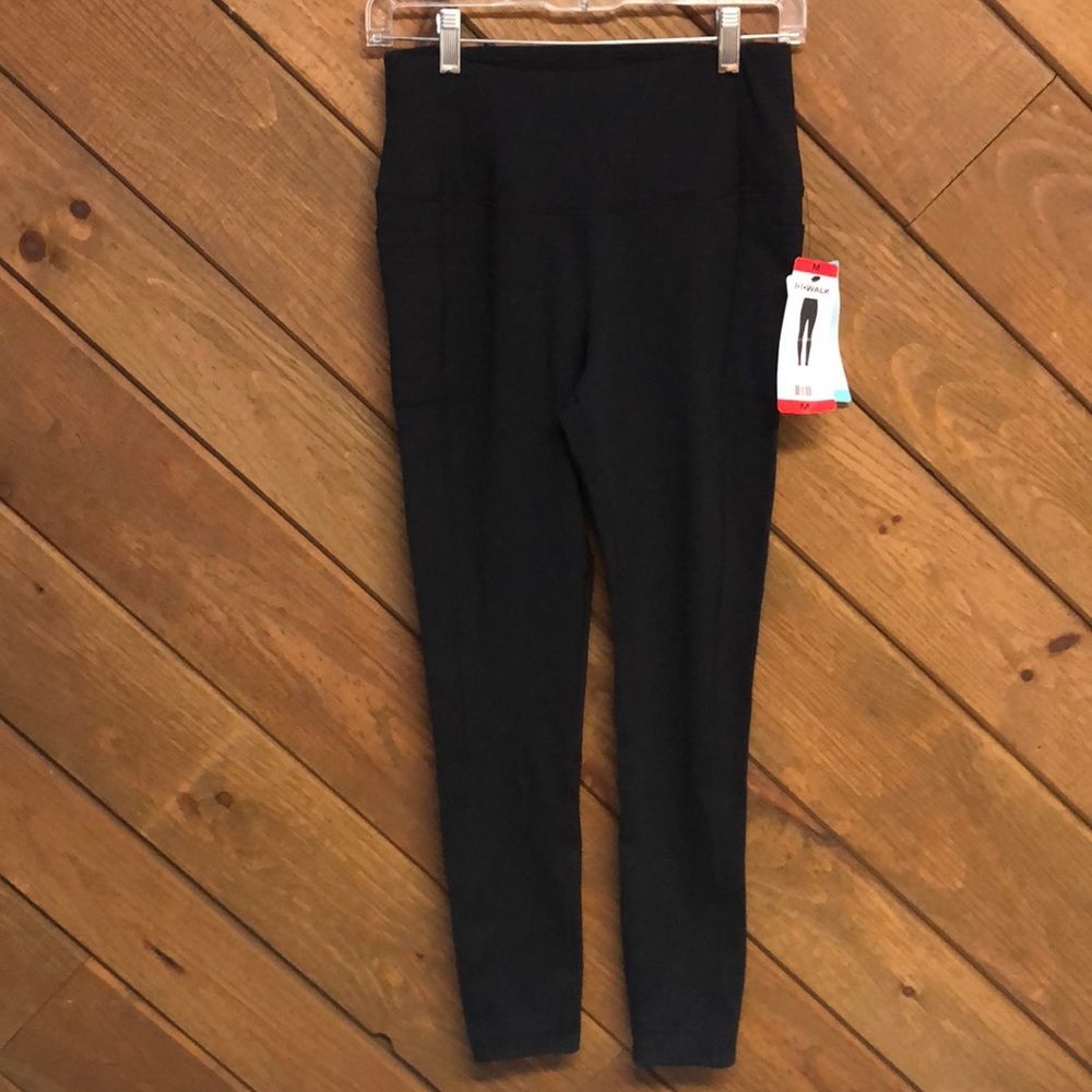 Athletic leggings